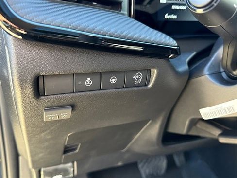 New 2026 Nissan Kicks SR w/ SR Premium Package image 23