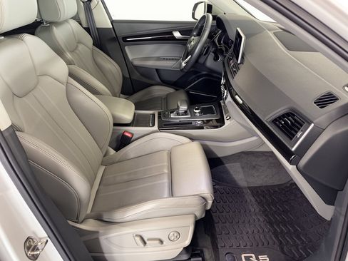 Used 2019 Audi Q5 2.0T Premium Plus w/ Premium Plus Package AWD/4WD image 30