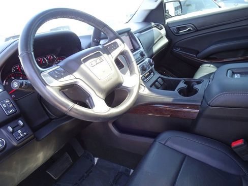 Used 2016 GMC Yukon SLT w/ Open Road Package image 11