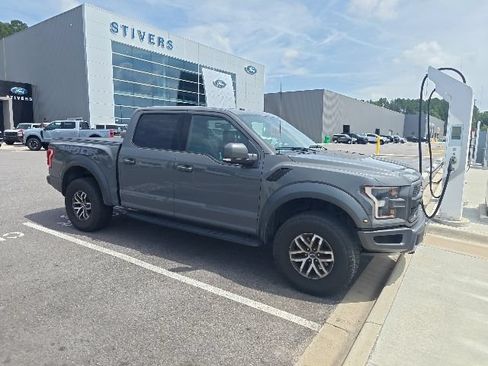 Used 2018 Ford F150 Raptor w/ Equipment Group 802A Luxury AWD/4WD image 1