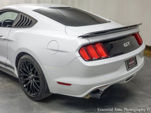 Used 2016 Ford Mustang GT w/ GT Performance Package RWD image 9