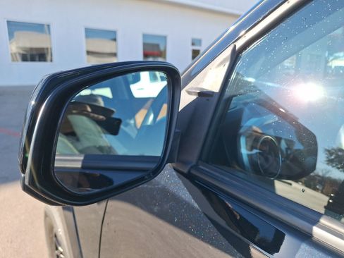 Used 2020 Toyota Tacoma SR5 image 16