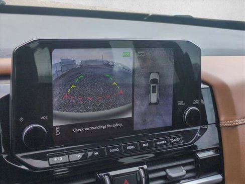 Used 2023 Nissan Pathfinder Platinum w/ Cargo Package image 19