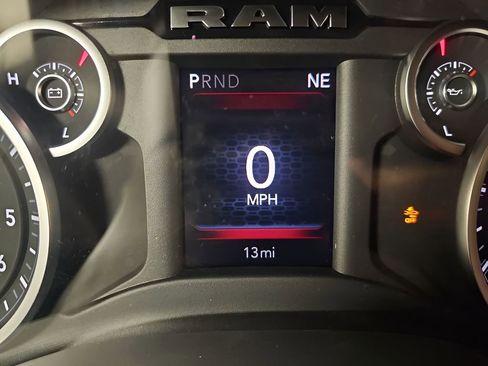 New 2026 RAM 2500 Tradesman AWD/4WD image 16