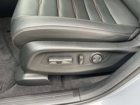 Certified 2025 Honda CR-V Sport-L image 14