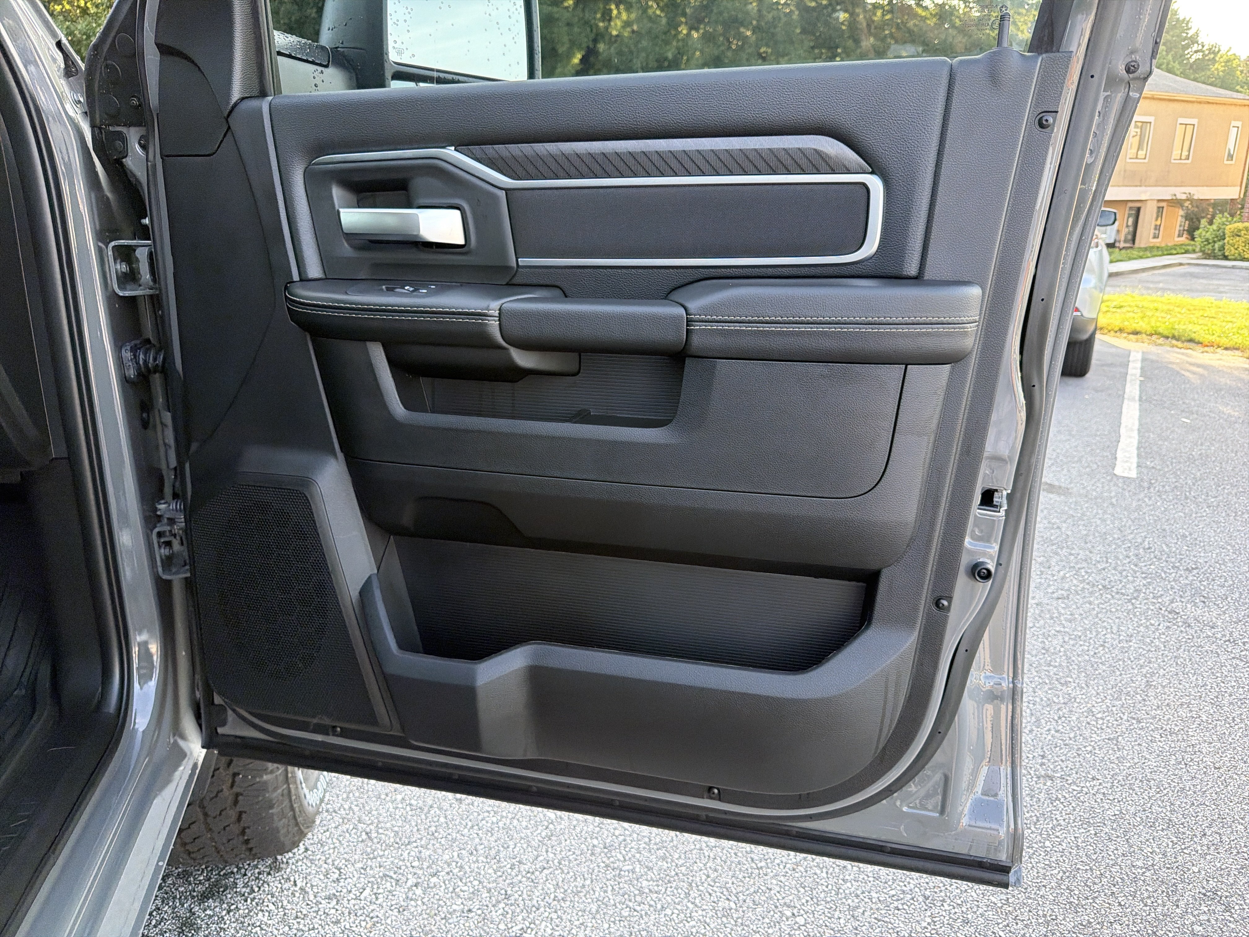 New 2026 RAM 2500 Big Horn AWD/4WD image 13