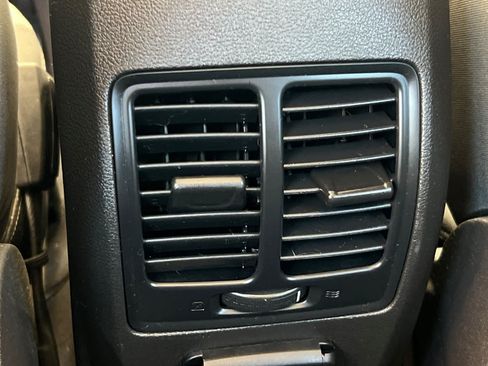 Used 2015 Ford C-MAX SE FWD image 14