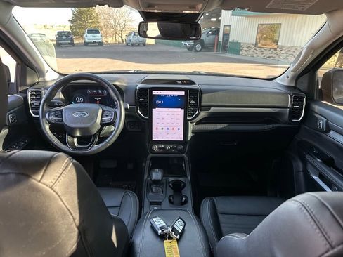 Used 2024 Ford Ranger Lariat w/ FX4 Off-Road Package image 25