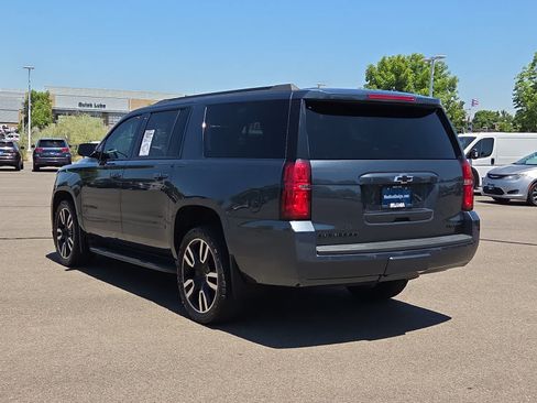 Used 2019 Chevrolet Suburban Premier AWD/4WD image 12