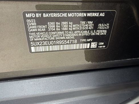 Certified 2024 BMW X5 xDrive40i w/ Premium Package AWD/4WD image 17