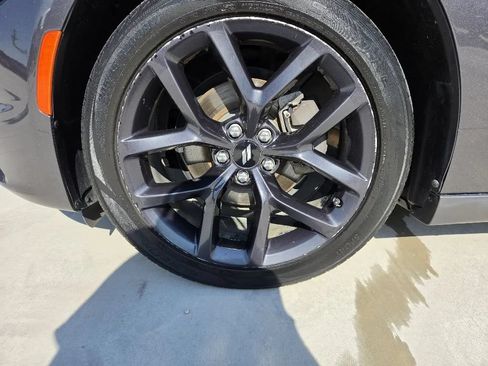 Used 2019 Dodge Charger SXT w/ Blacktop Package RWD image 10