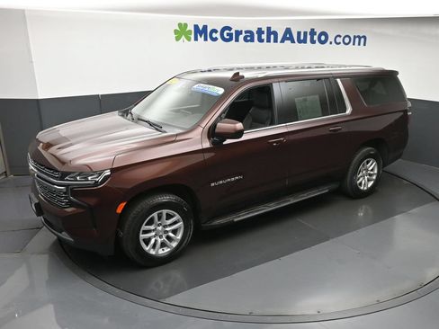 Used 2022 Chevrolet Suburban LT AWD/4WD image 24