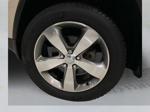 Used 2014 Jeep Grand Cherokee Limited w/ Trailer Tow Group IV image 18