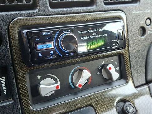 Used 2000 Dodge Viper RT/10 RWD image 13