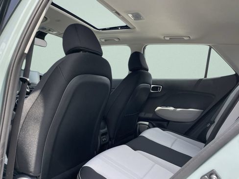 New 2026 Hyundai Venue SEL FWD image 21