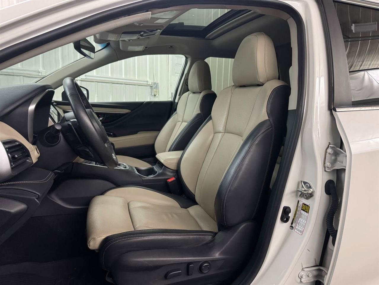 Used 2020 Subaru Outback Limited AWD/4WD image 7