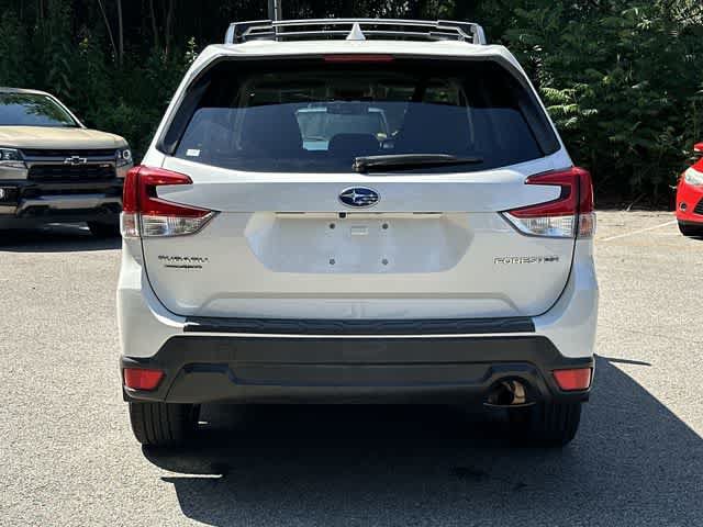 Used 2019 Subaru Forester Premium AWD/4WD image 4