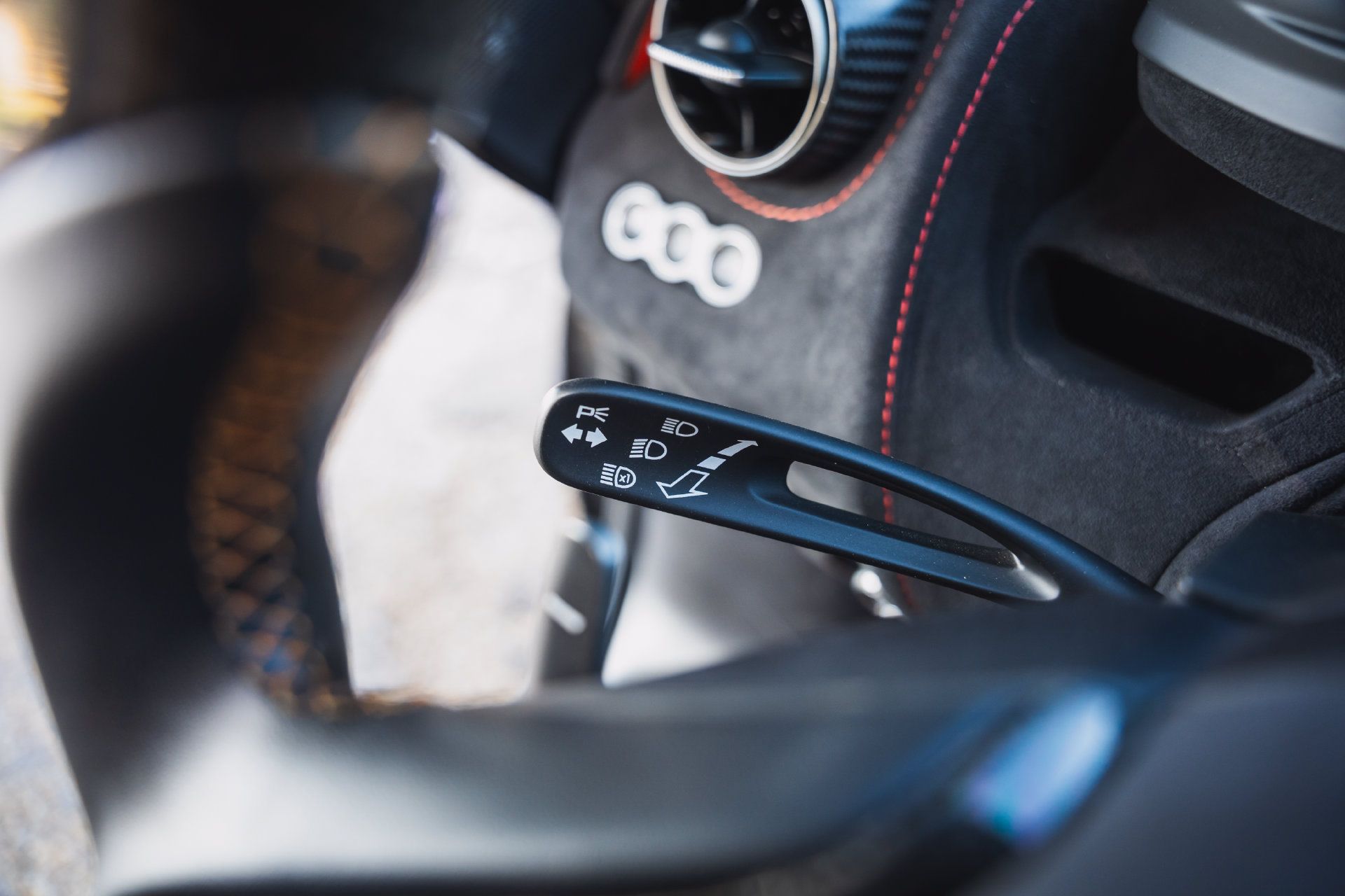 Used 2021 McLaren 765LT RWD image 75