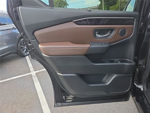 Used 2023 Honda Pilot Elite image 23