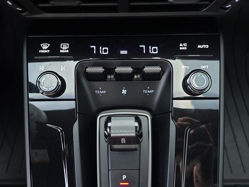 Used 2026 Porsche 911 Carrera GTS RWD image 24