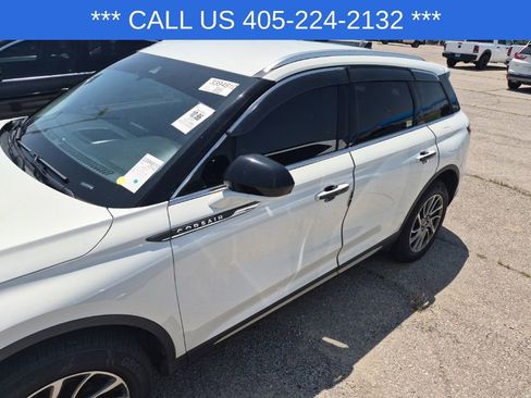 Used 2021 Lincoln Corsair FWD image 4