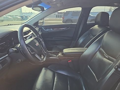 Used 2017 Cadillac XTS Luxury image 5