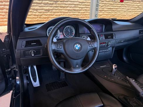 Used 2010 BMW M3 Convertible RWD image 25