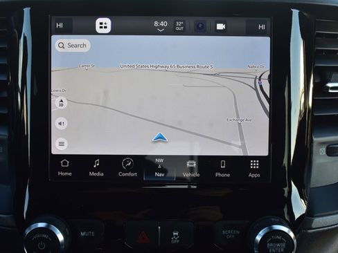 Used 2024 RAM 3500 Tradesman w/ Chrome Appearance Group image 25