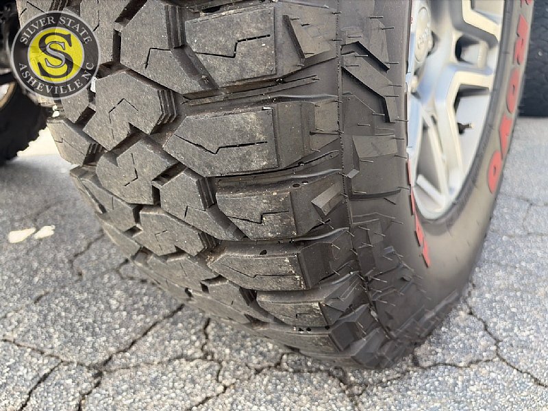 Used 2019 Jeep Wrangler Sport AWD/4WD image 10