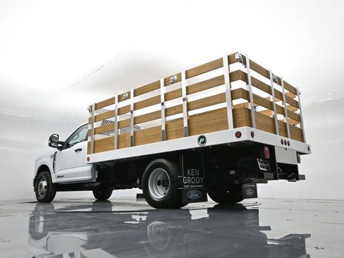 New 2026 Ford F350 XL w/ XL Chrome Package RWD image 40