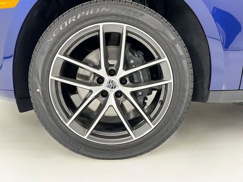 New 2026 Porsche Macan image 36