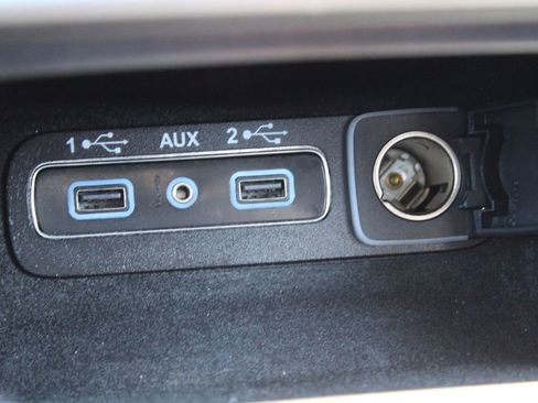 Used 2019 Jeep Grand Cherokee Limited image 42