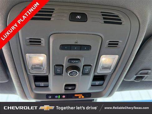 Used 2021 Cadillac Escalade Premium Luxury Platinum image 32