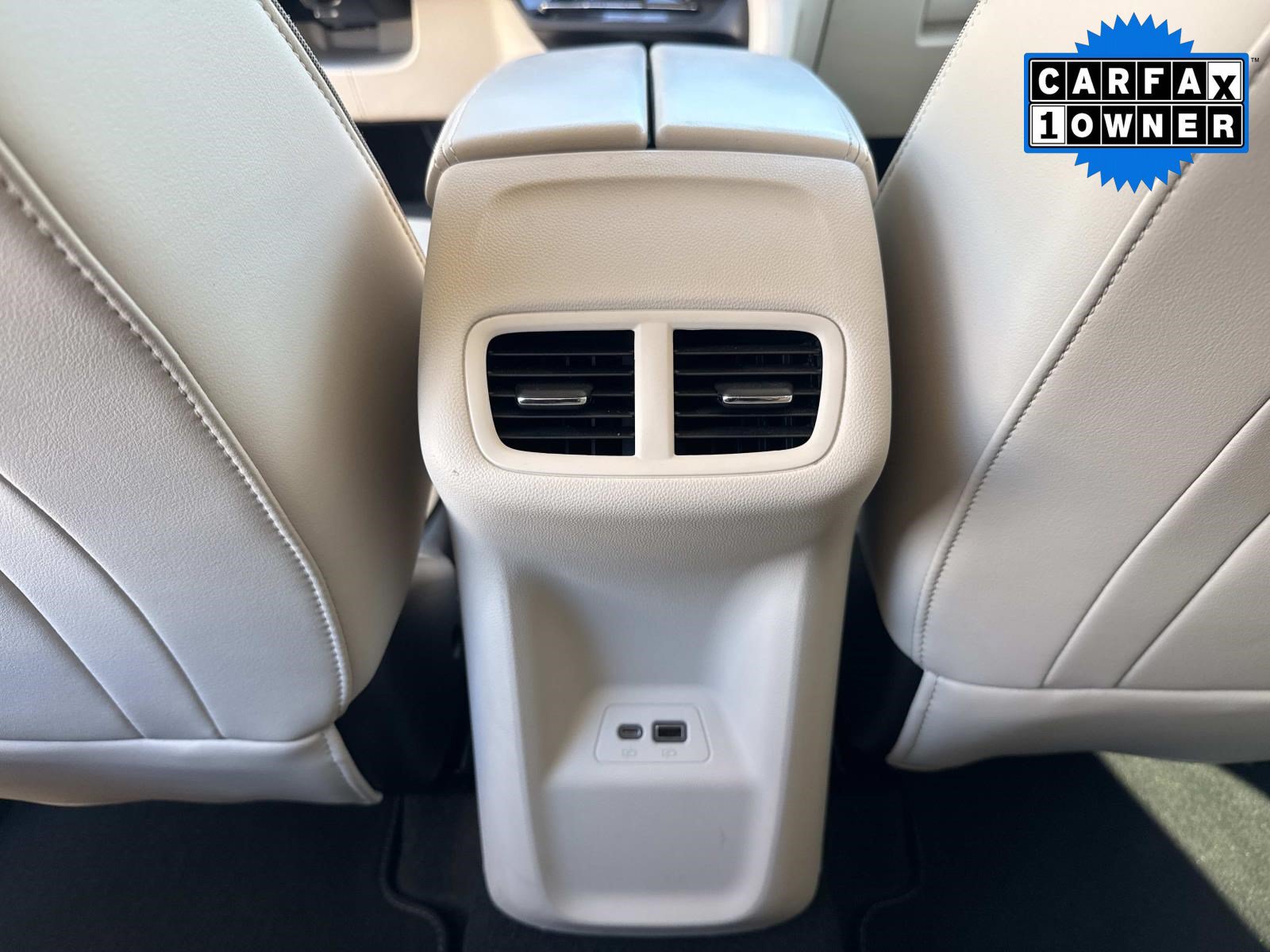 Used 2022 Buick Envision Essence w/ Safety Package FWD image 18