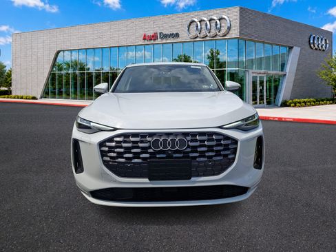 Certified 2025 Audi Q5 Premium w/ Premium Plus AWD/4WD image 2
