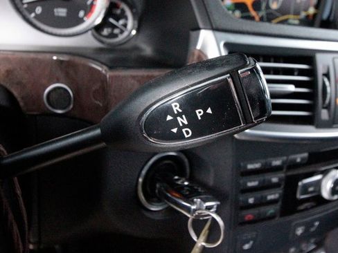 Used 2012 Mercedes-Benz E 350 4MATIC Sedan image 15