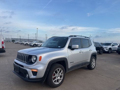 Used 2019 Jeep Renegade Latitude image 8