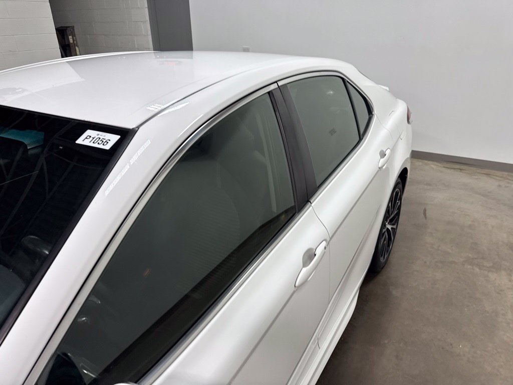 Used 2018 Toyota Camry SE FWD image 10
