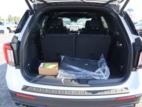 New 2025 Ford Explorer ST w/ Sun And Sound Package image 6