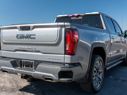 Used 2023 GMC Sierra 1500 Denali Ultimate AWD/4WD image 6