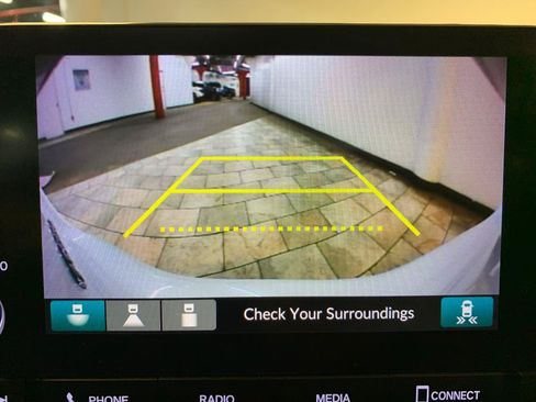 Used 2023 Honda Accord EX image 32