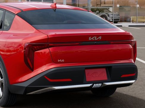 New 2026 Kia K4 LXS image 13