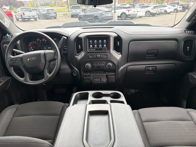 Used 2025 Chevrolet Silverado 1500 Custom Trail Boss w/ LPO, Dark Essentials Package AWD/4WD image 15