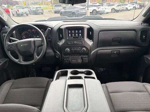 Used 2025 Chevrolet Silverado 1500 Custom Trail Boss w/ LPO, Dark Essentials Package AWD/4WD image 15