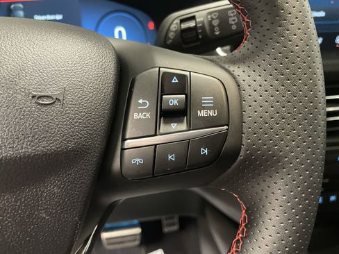 Used 2024 Ford Escape ST-Line Elite image 16