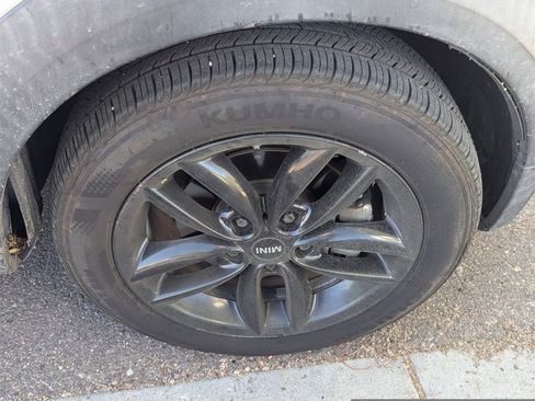 Used 2012 MINI Cooper Countryman image 5