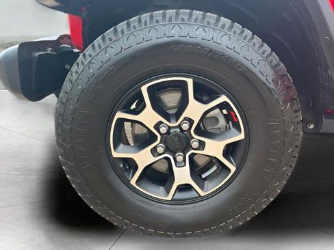 Used 2021 Jeep Wrangler Unlimited Rubicon AWD/4WD image 11