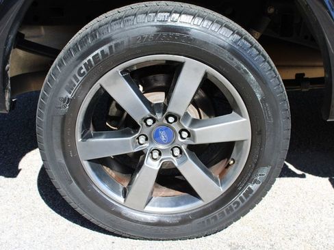 Used 2017 Ford F150 XLT w/ Equipment Group 302A Luxury RWD image 32