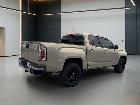 Used 2022 GMC Canyon Elevation w/ Elevation Premium Package AWD/4WD image 6