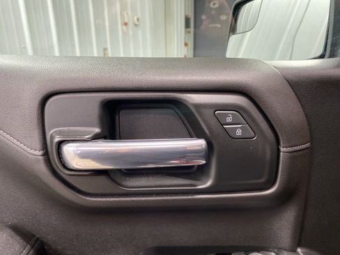 Used 2019 Chevrolet Silverado 1500 RST image 25